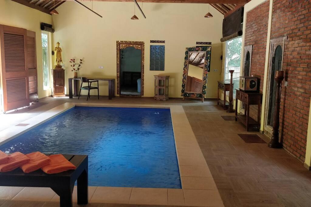 Villa King: Unique Villa With Indoor Swimming Pool Amed Buitenkant foto
